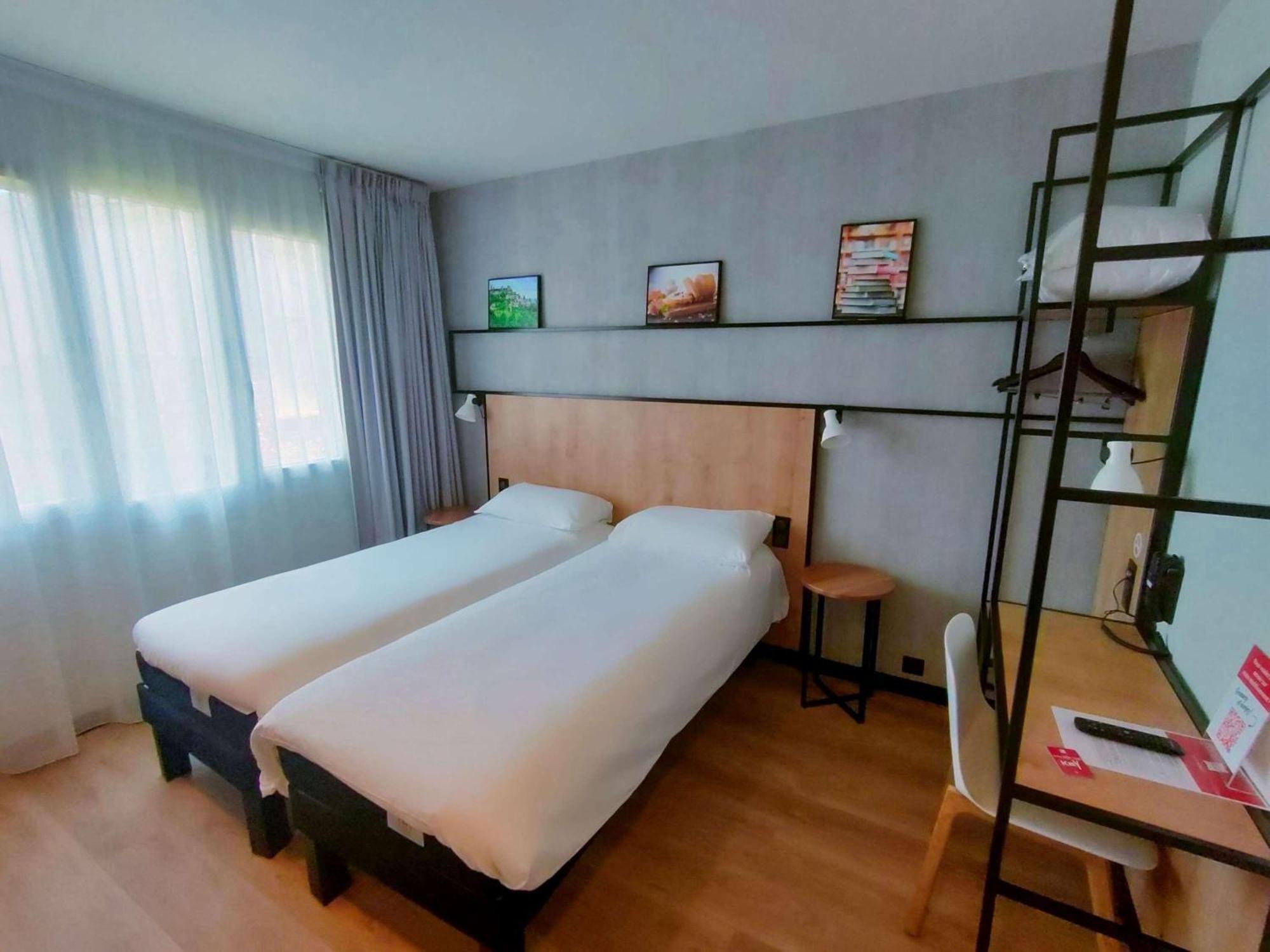 Отель Ibis Brive Centre Экстерьер фото