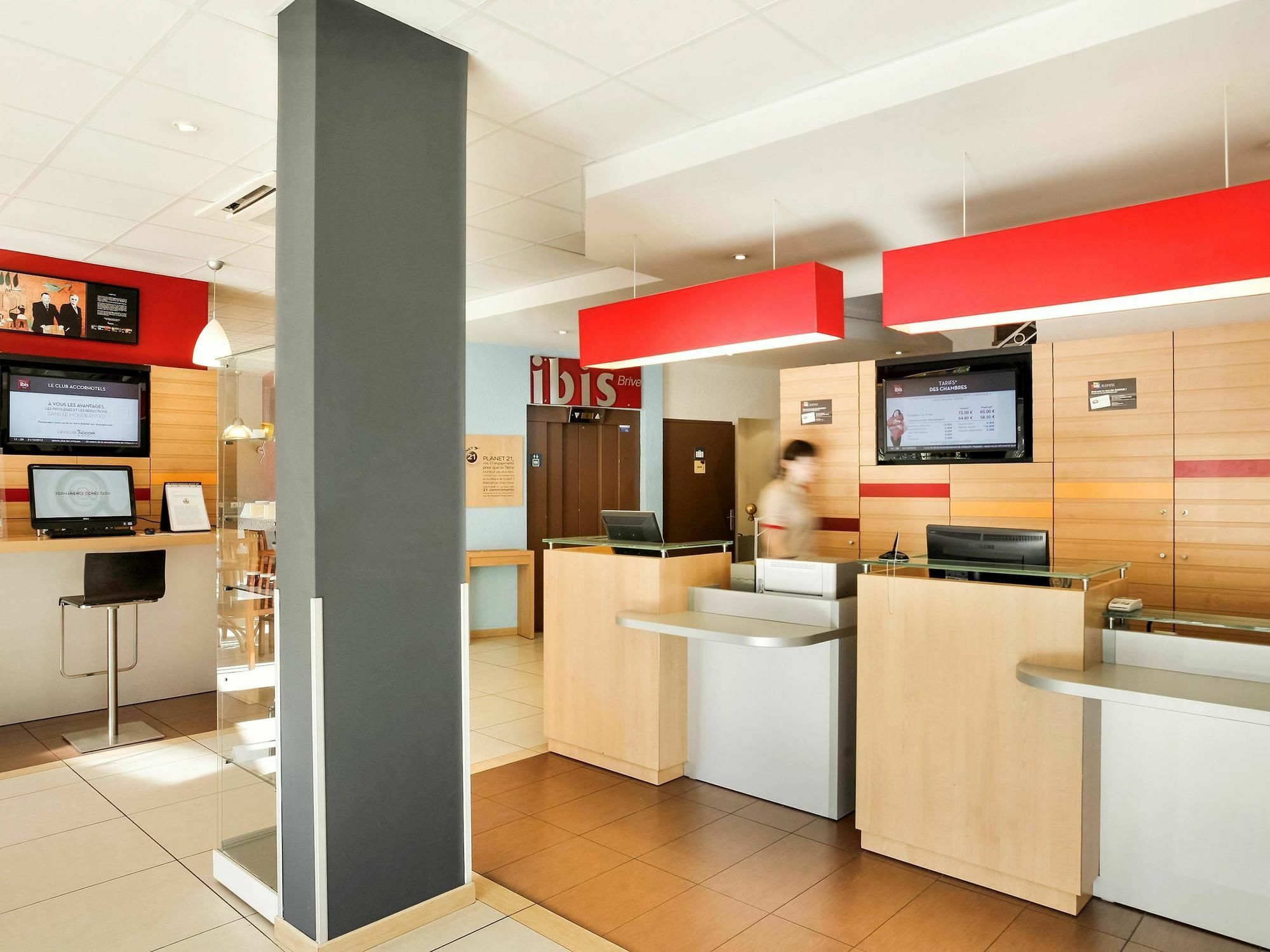 Отель Ibis Brive Centre Экстерьер фото